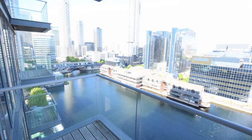 1 Bedroom Apartment To Rent in Millharbour, Canary Wharf, E14 