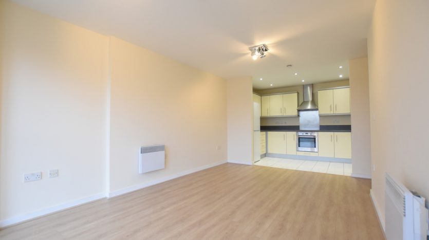 2 Bedroom Apartment To Rent in Monarch Way, Ilford, IG2 