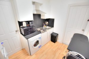 1 bedroom Apartments to rent in Ashgrove Road Goodmayes