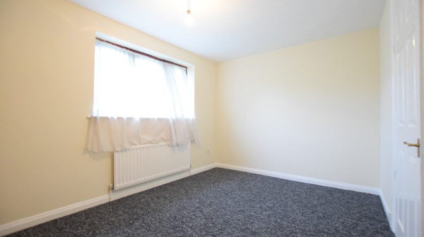 2 Bedroom Mid Terraced House To Rent in Valence Avenue, Chadwell Heath, RM8 