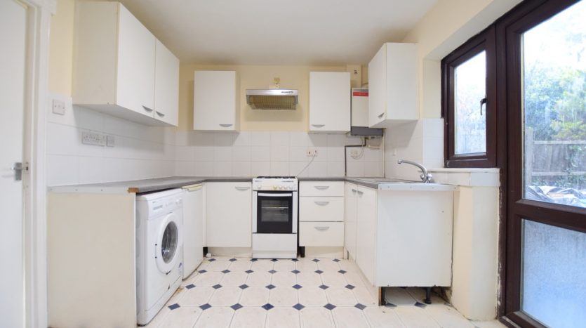 2 Bedroom Mid Terraced House To Rent in Valence Avenue, Chadwell Heath, RM8 