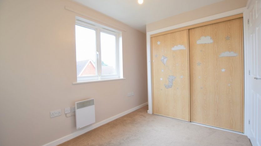 2 Bedroom Apartment To Rent in Royal Crescent, Newbury Park, IG2 