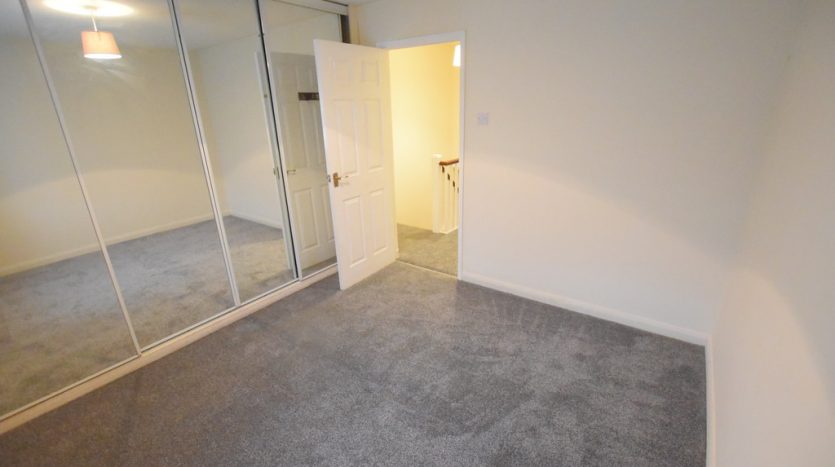 2 Bedroom Mid Terraced House To Rent in Heathfield Park Drive, Romford, RM6 