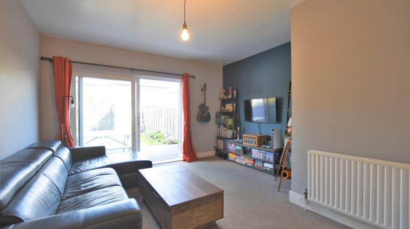 1 Bedroom Ground Floor Flat For Sale in Wellwood Road, Goodmayes , IG3 