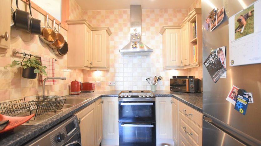 1 Bedroom Ground Floor Flat For Sale in Wellwood Road, Goodmayes , IG3 