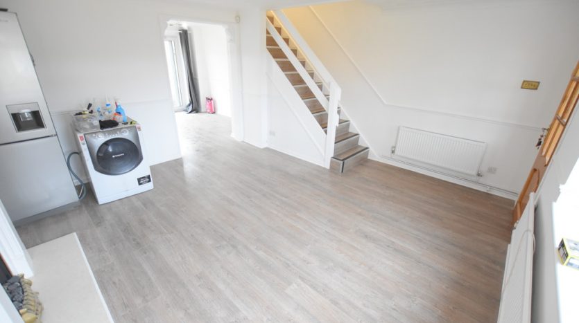 3 Bedroom Mid Terraced House To Rent in Lake Road, Chadwell Heath, RM6 