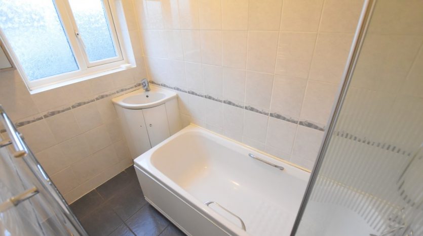 3 Bedroom Mid Terraced House To Rent in Craven Gardens, Barkingside, IG6 