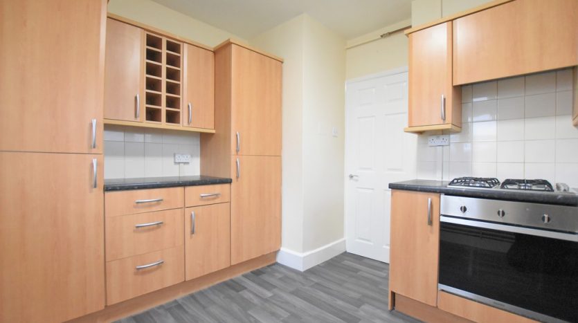 2 Bedroom Apartment For Sale in Craven Gardens, Barkingside, IG6 