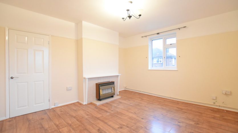 2 Bedroom Apartment For Sale in Craven Gardens, Barkingside, IG6 