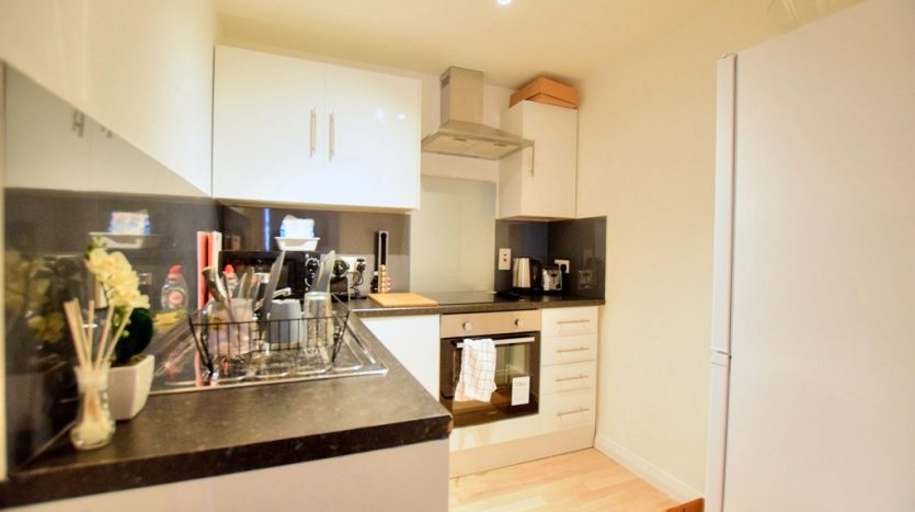 2 Bedroom Apartment To Rent in Sherwood Gardens, Canary Wharf, E14 