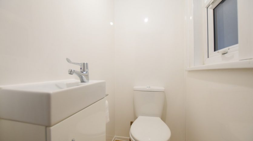 2 Bedroom Flat To Rent in Oak Crescent, Canning Town, E16 