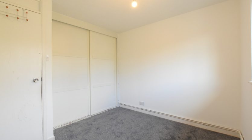 1 Bedroom Maisonette To Rent in Amanda Close, Chigwell, IG7 