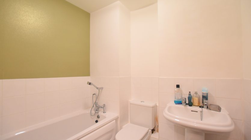 2 Bedroom Flat To Rent in Flat 138, Ilford, IG2 